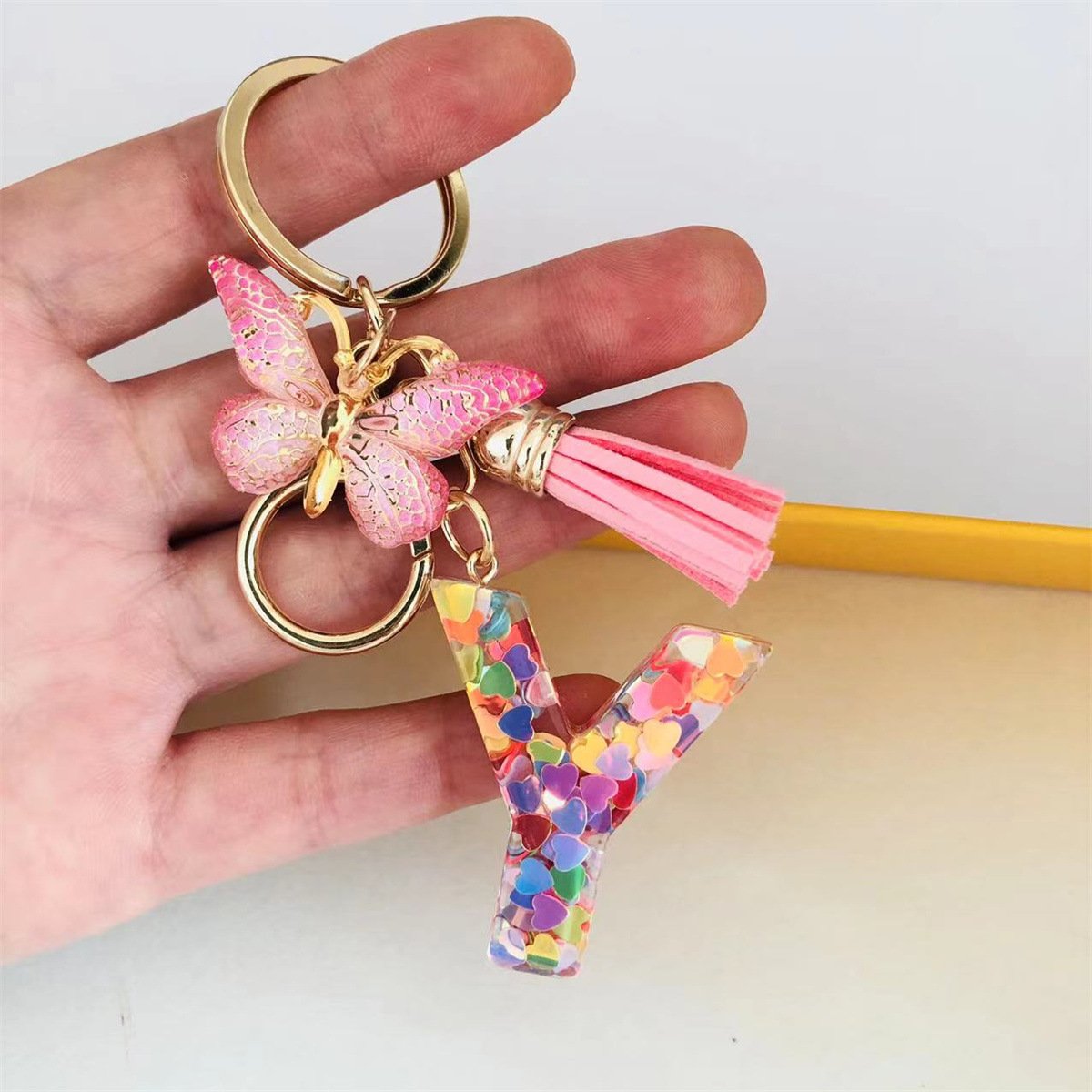 🌼Μπρελόκ με αρχικό γράμμα🦋