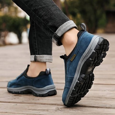 👟 Férfi Nemcsúszós Gyaloglócipő – Biztonságos és Kényelmes