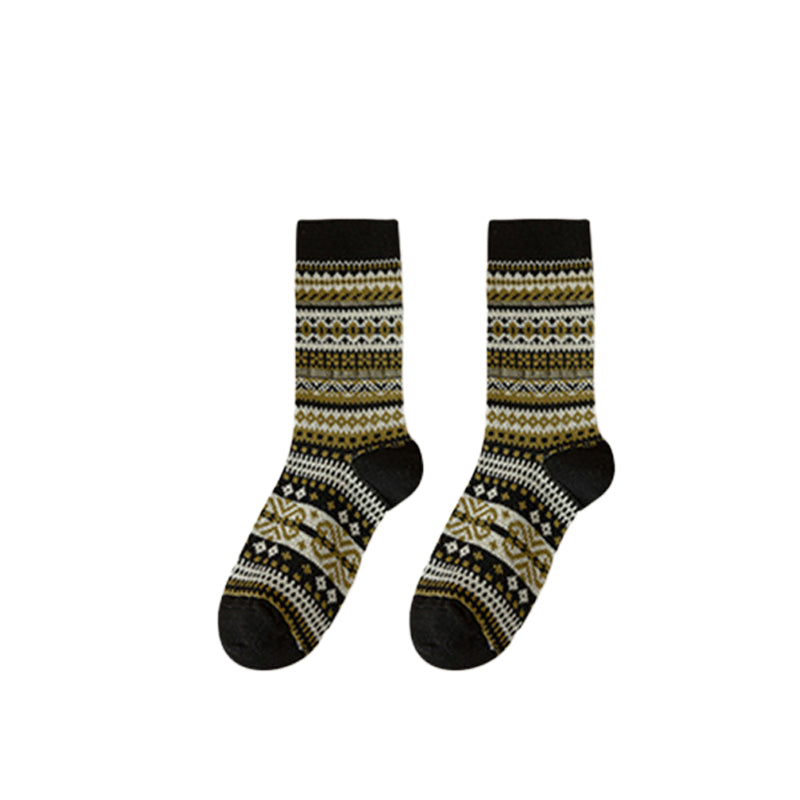 🧦 Socken im Retro-Ethno-Stil