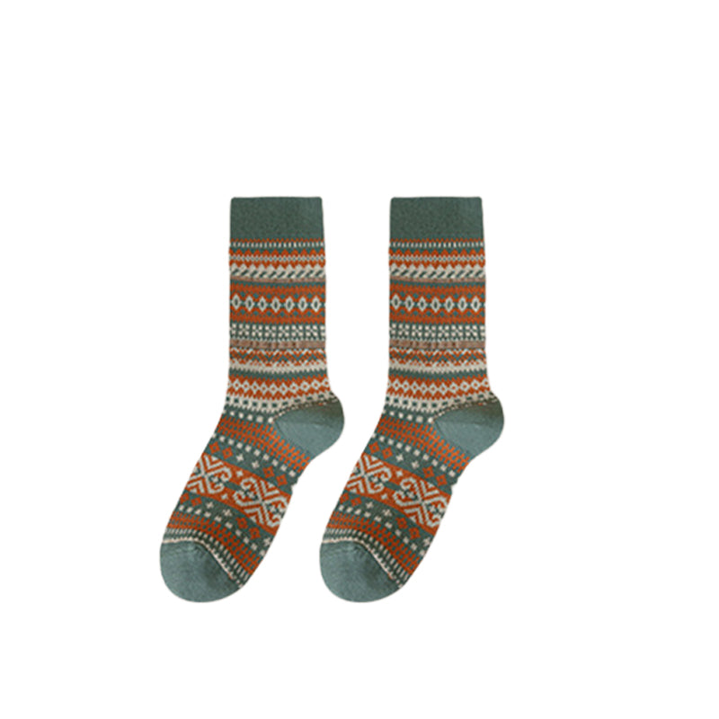 🧦 Socken im Retro-Ethno-Stil