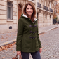 🧥❄️ Warme Damen-Winterjacke – Kapuze, Toggle-Verschluss, gemütlicher Winterschutz 🌨️