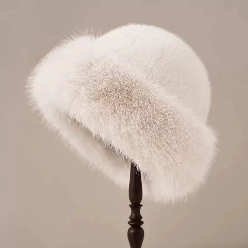 ❄️💕 Damen-Winterset aus Plüsch mit Mütze und Schal – Kuschelig warm & stilvoll durch die kalte Jahreszeit 🧣